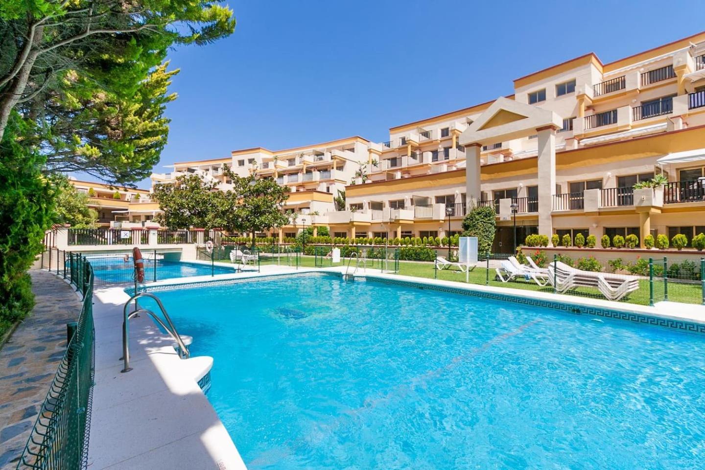Oleholidays 526 Romana Playa Vistas Al Mar Marbella